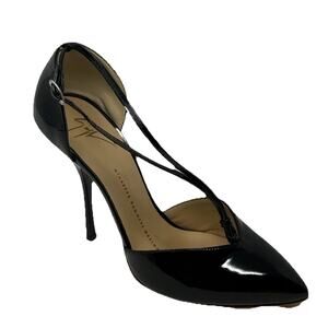 Giuseppe Zanotti black patent pointy toe heels 39 9